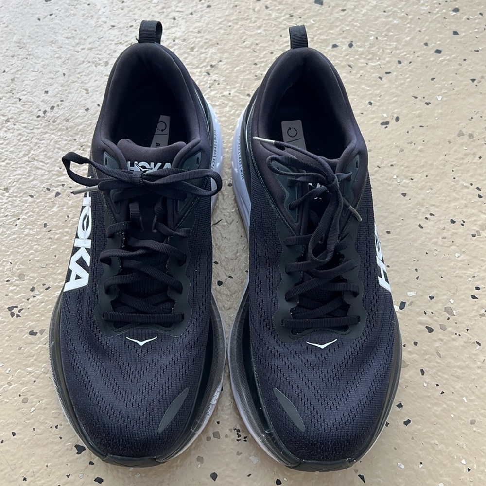 Men’s Hoka Bondi 8 Sneakers